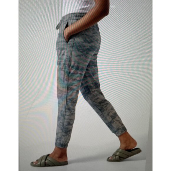 Athleta Womens 3X Tie-Dye Joggers With Drawstring Waist & Pockets - Picture 2 of 16
